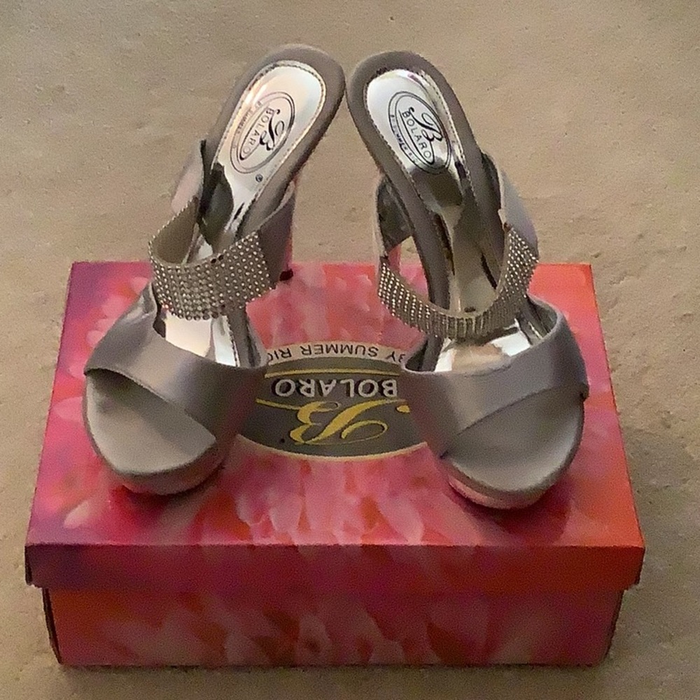 B Bolaro By Summer Rio shoe